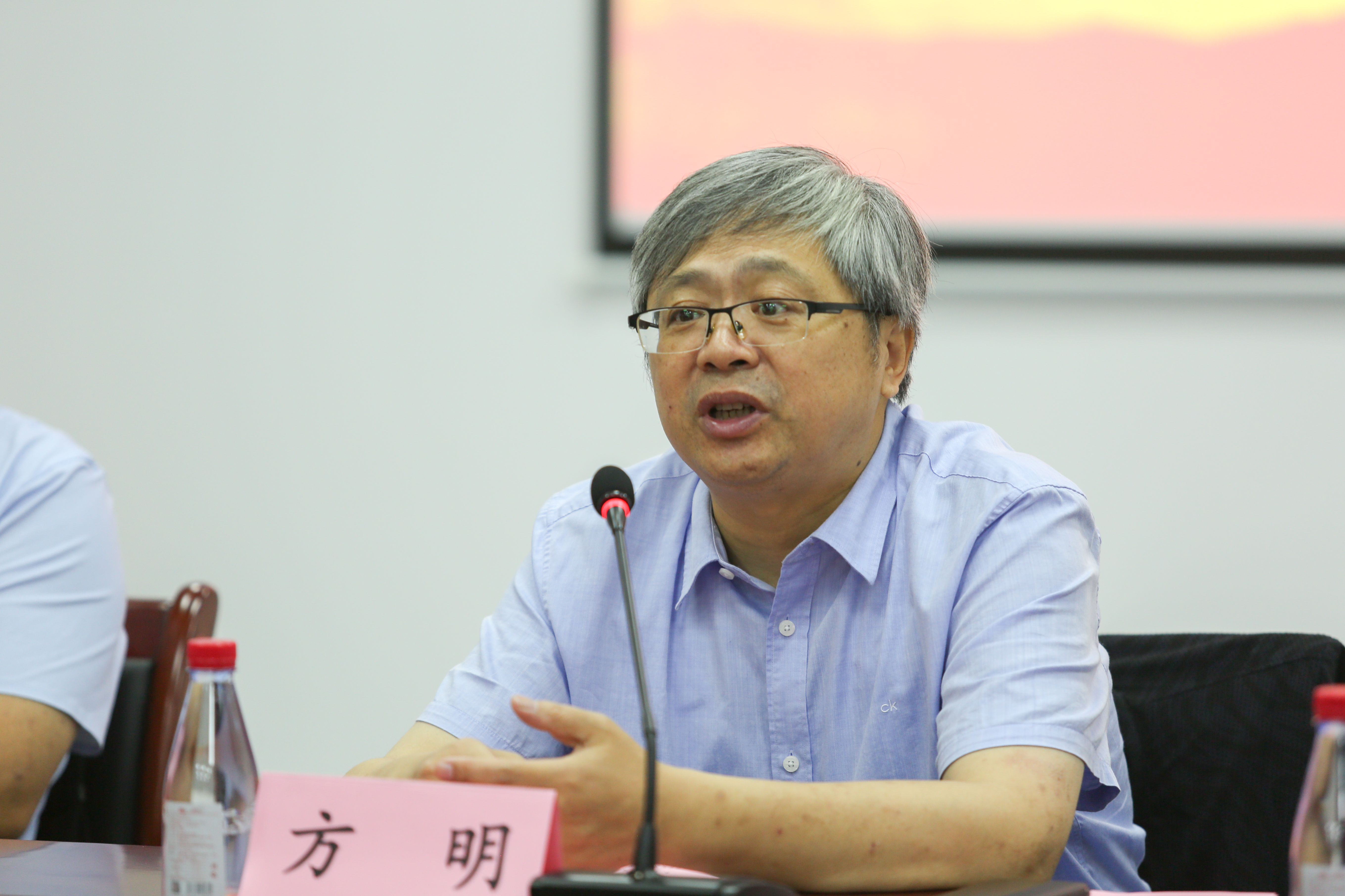 方明校长一行赴延安,榆林走访校友-西安财经大学新闻网